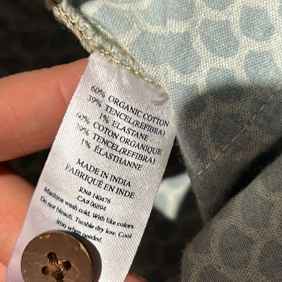 M Faherty Cashmere Wool Quarter Button Sweater Oatmeal Marl Medium